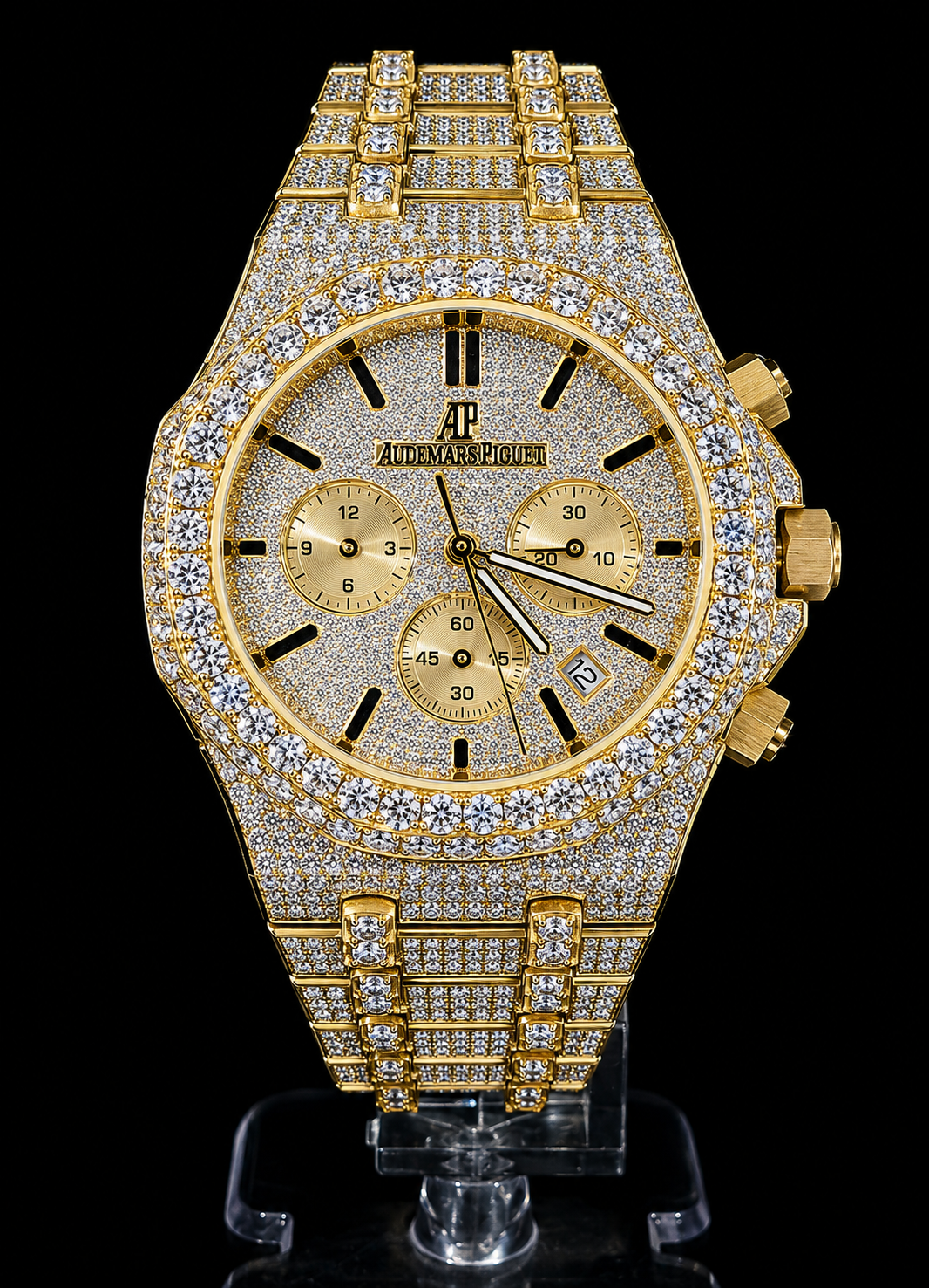 Full Iced Out / Yellow Gold / Gold Subdials
