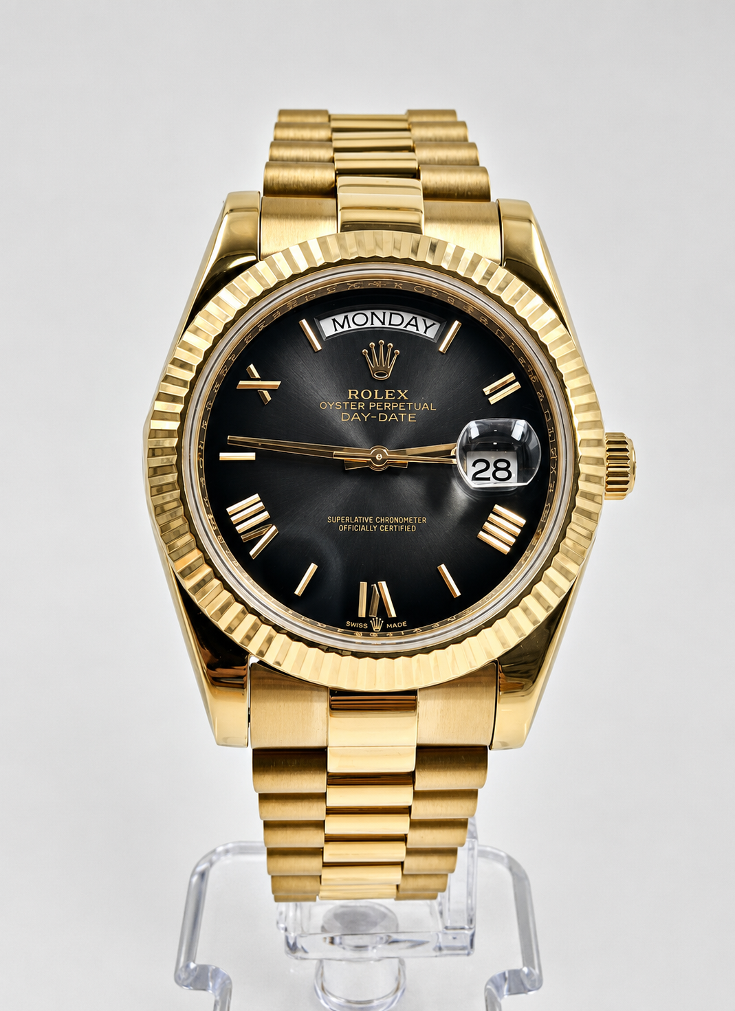 Yellow Gold / Black Dial / President Bracelet